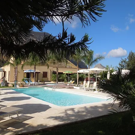 Oasi Da Paolo Hotel 3*